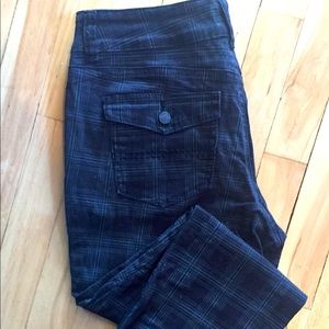 🍁 3/$25 EUC YMI ankle length plaid jeans